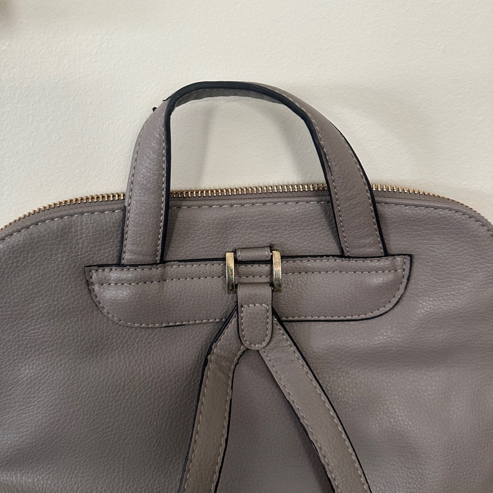 Purse Backpack - Picture 2 of 7